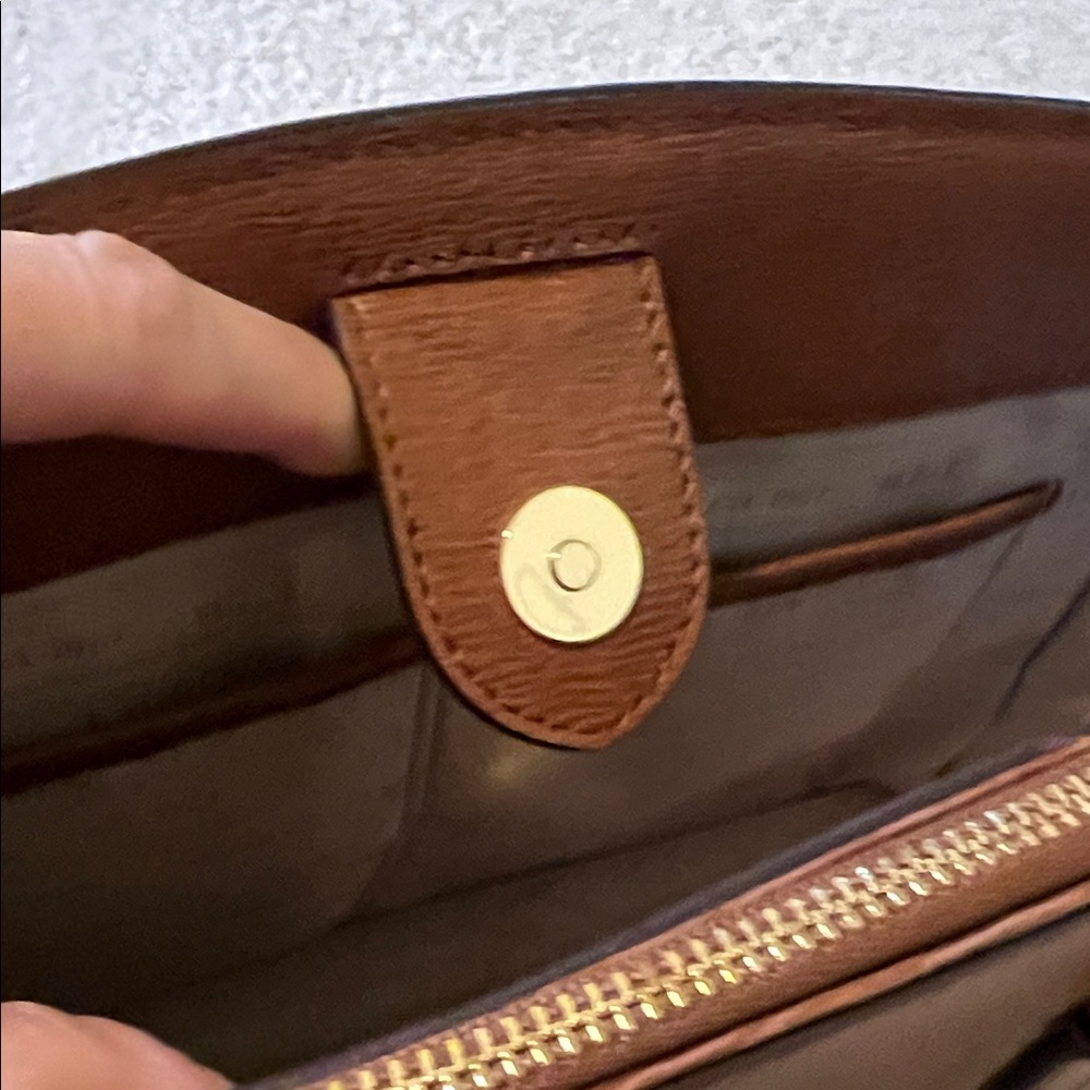 Lauren Ralph Lauren Tan Shoulder Bag - Picture 8 of 14